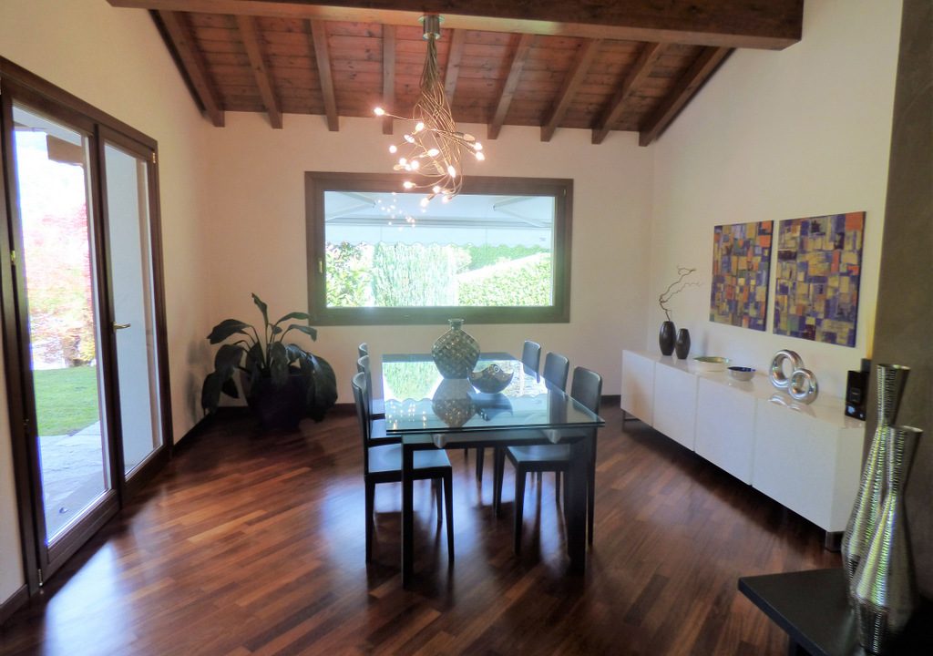 Wohnzimmer - Castiglione D'Intelvi Villa mit Garten
