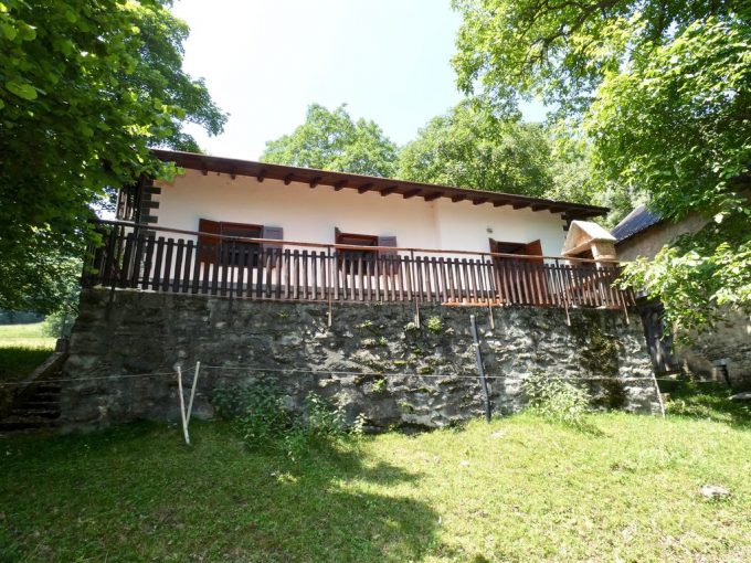 Comer See Dongo Hügelig Haus mit Privat Garten