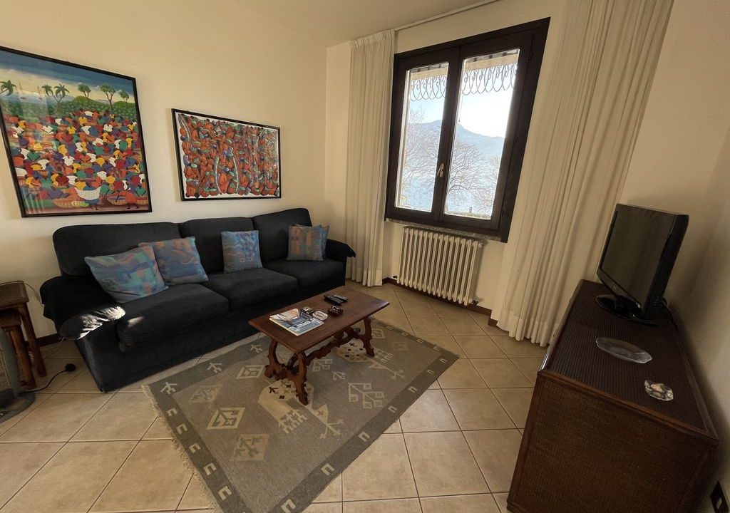 Comer See Gera Lario Wohnung direkt am See - mobliert