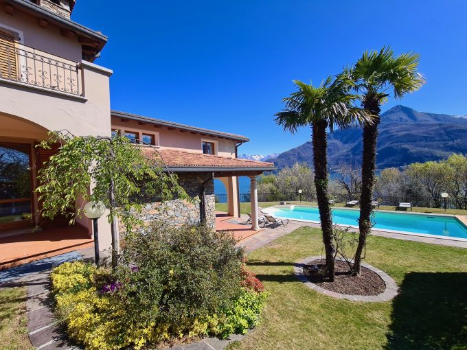 Comer See Kaufen Luxus Villa mit Schwimmbad