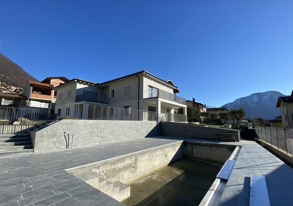 Comer See Ossuccio Wohnungen mit Seeblick, Schwimmbad und Parkplatz