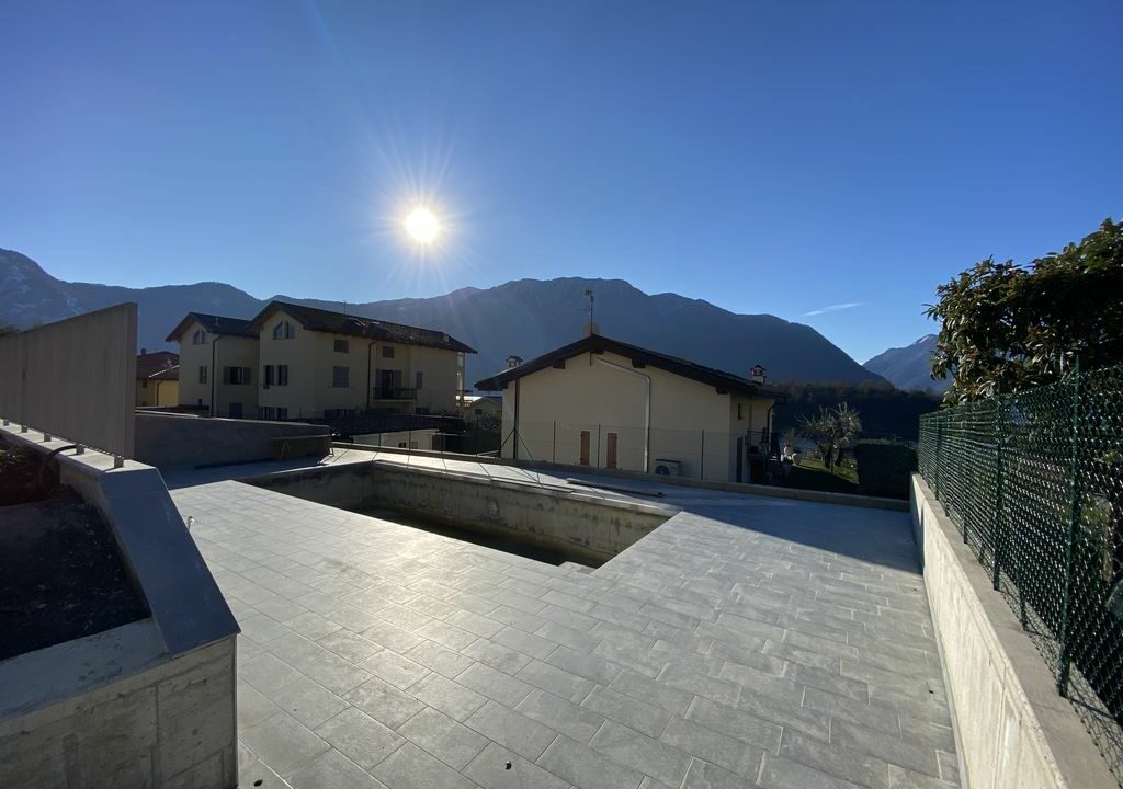 Comer See Ossuccio Wohnungen mit Seeblick, Schwimmbad und Parkplatz