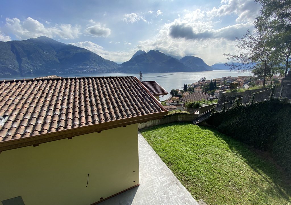 Comer See San Siro Villa mit Seeblick und Garten