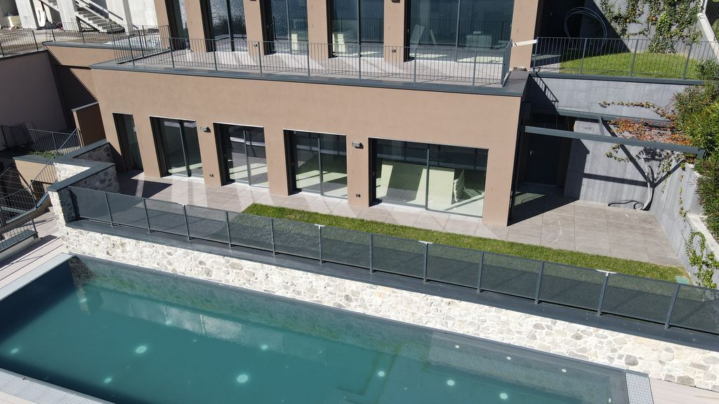 Comer See Gera Lario Luxuriöse Wohnung mit Schwimmbad