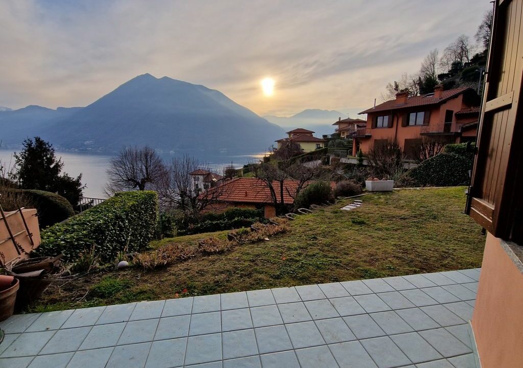 Argegno Comer See Wohnung mit Garten und Seeblick