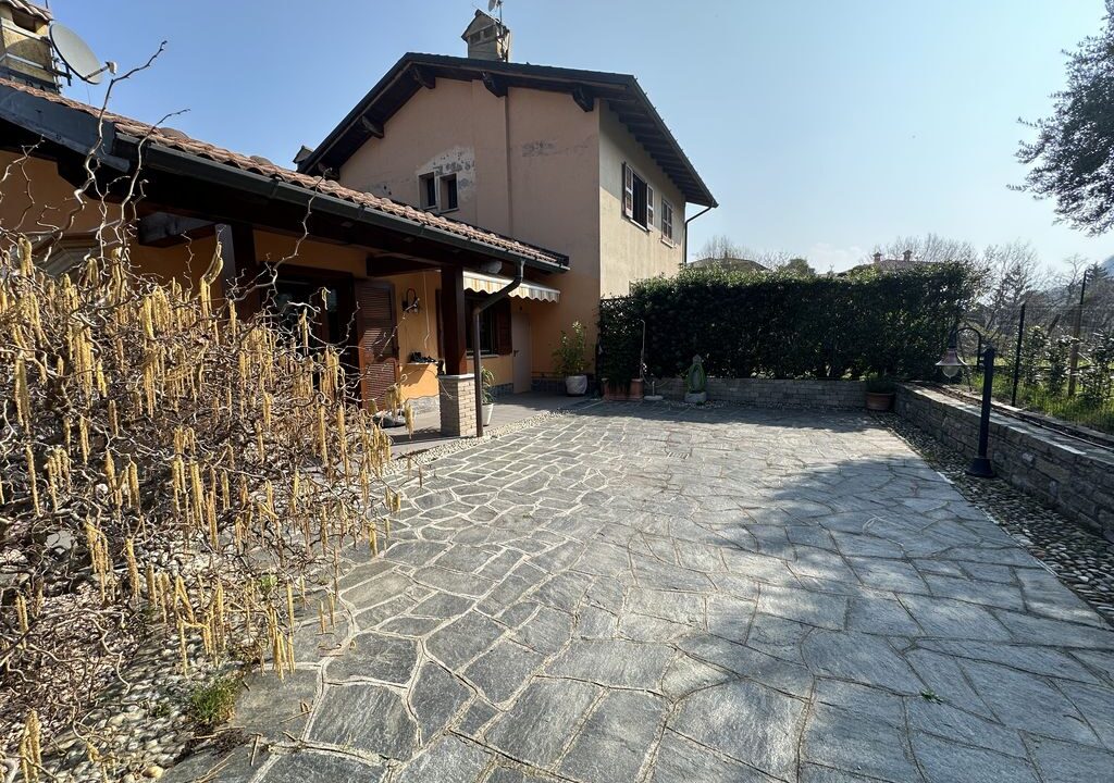 Comer See Menaggio Haus mit Terrasse und Garage