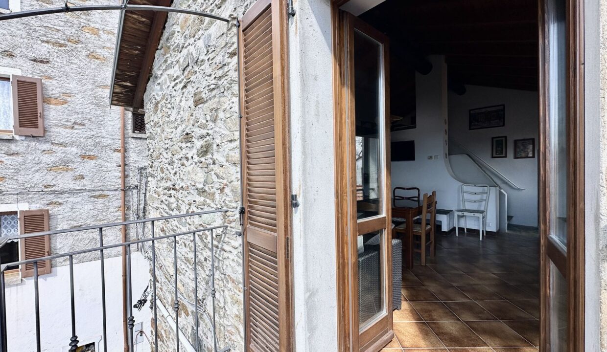 Comer See Rustikal renoviert San Siro mit Balkon und Seeblick