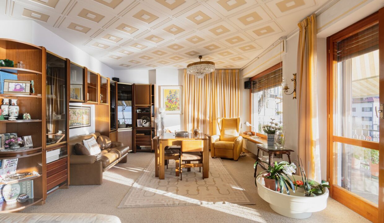 Wohnung Direkt am See mit Terrasse - Bellano