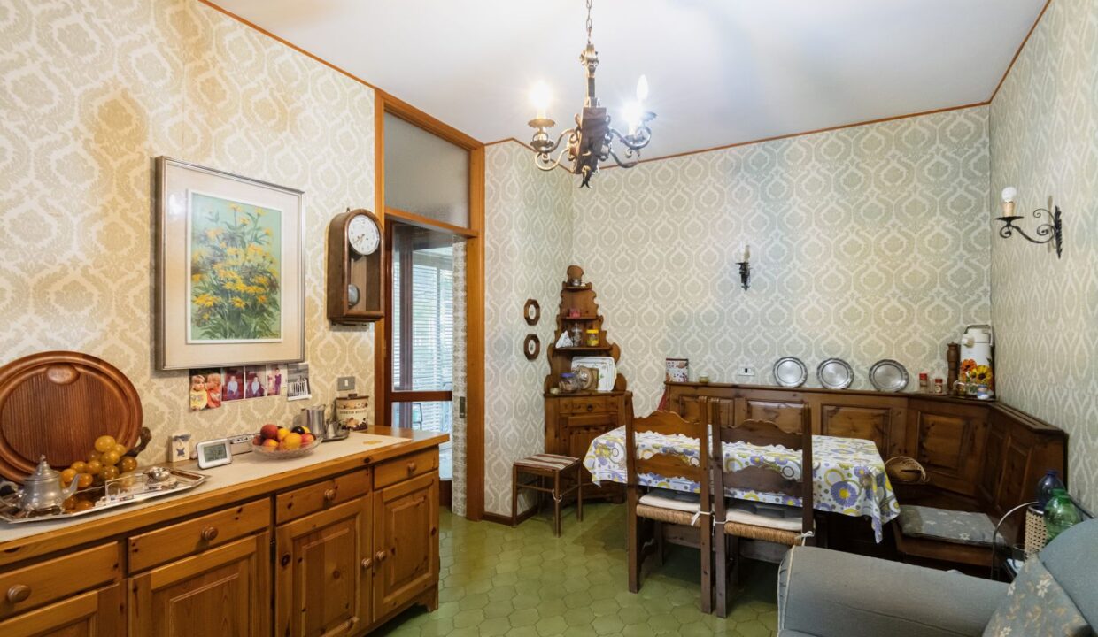 Wohnung Direkt am See mit Terrasse - Bellano