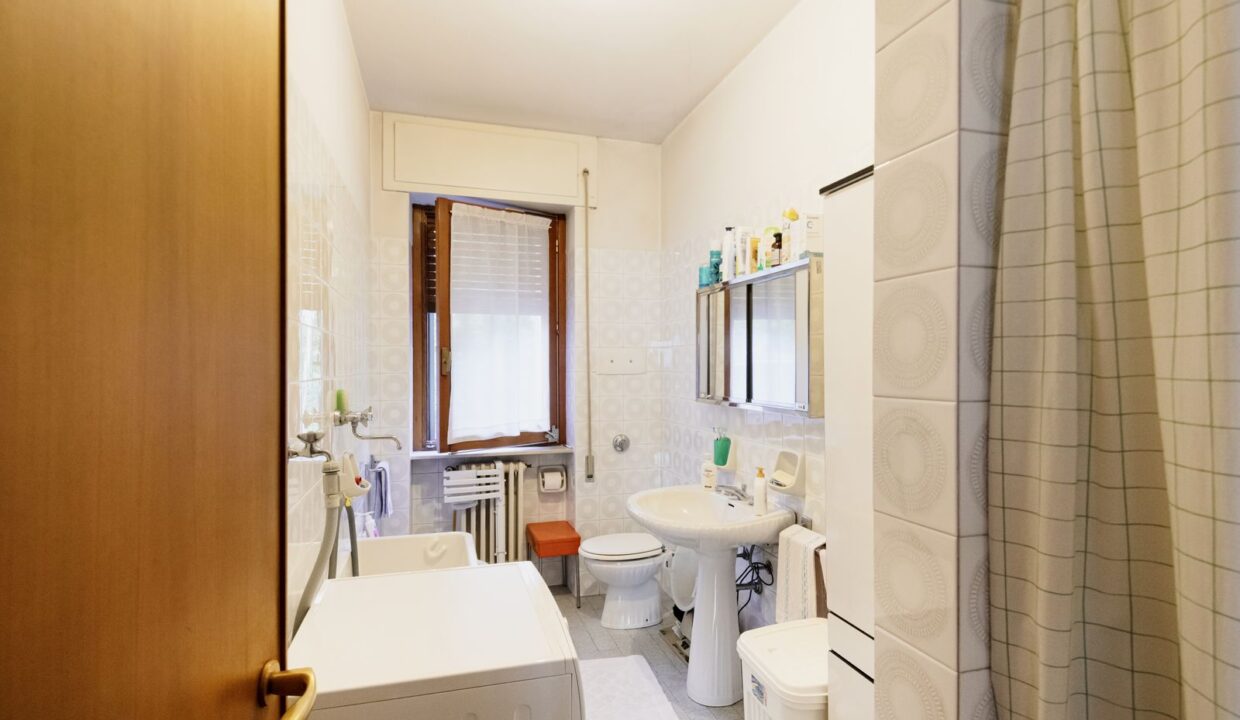 Wohnung Direkt am See mit Terrasse - Bellano