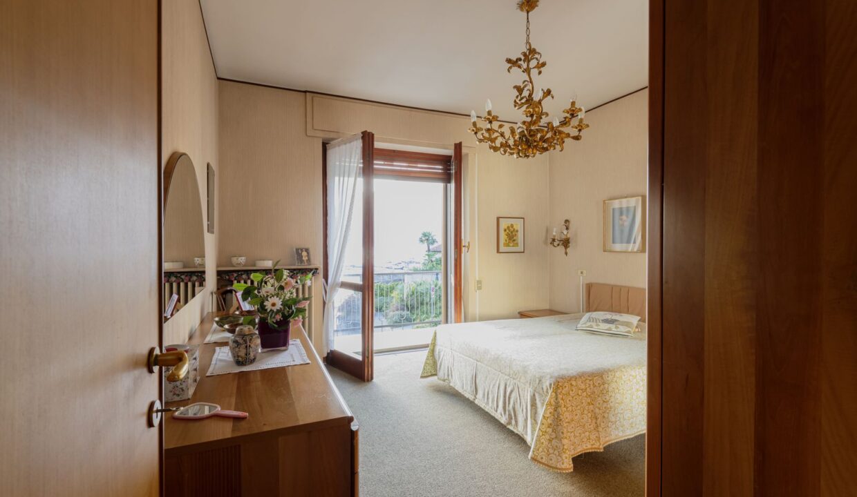 Wohnung Direkt am See mit Terrasse - Bellano