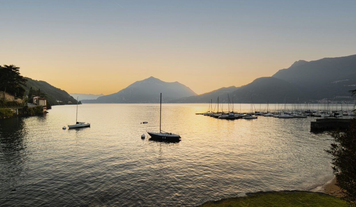 Wohnung Direkt am See mit Terrasse - Bellano