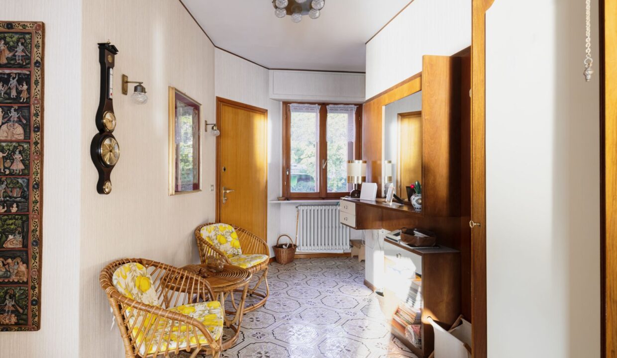 Wohnung Direkt am See mit Terrasse - Bellano
