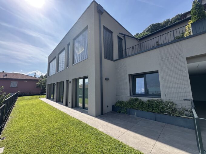 Comer See Moderne Wohnung Gera Lario