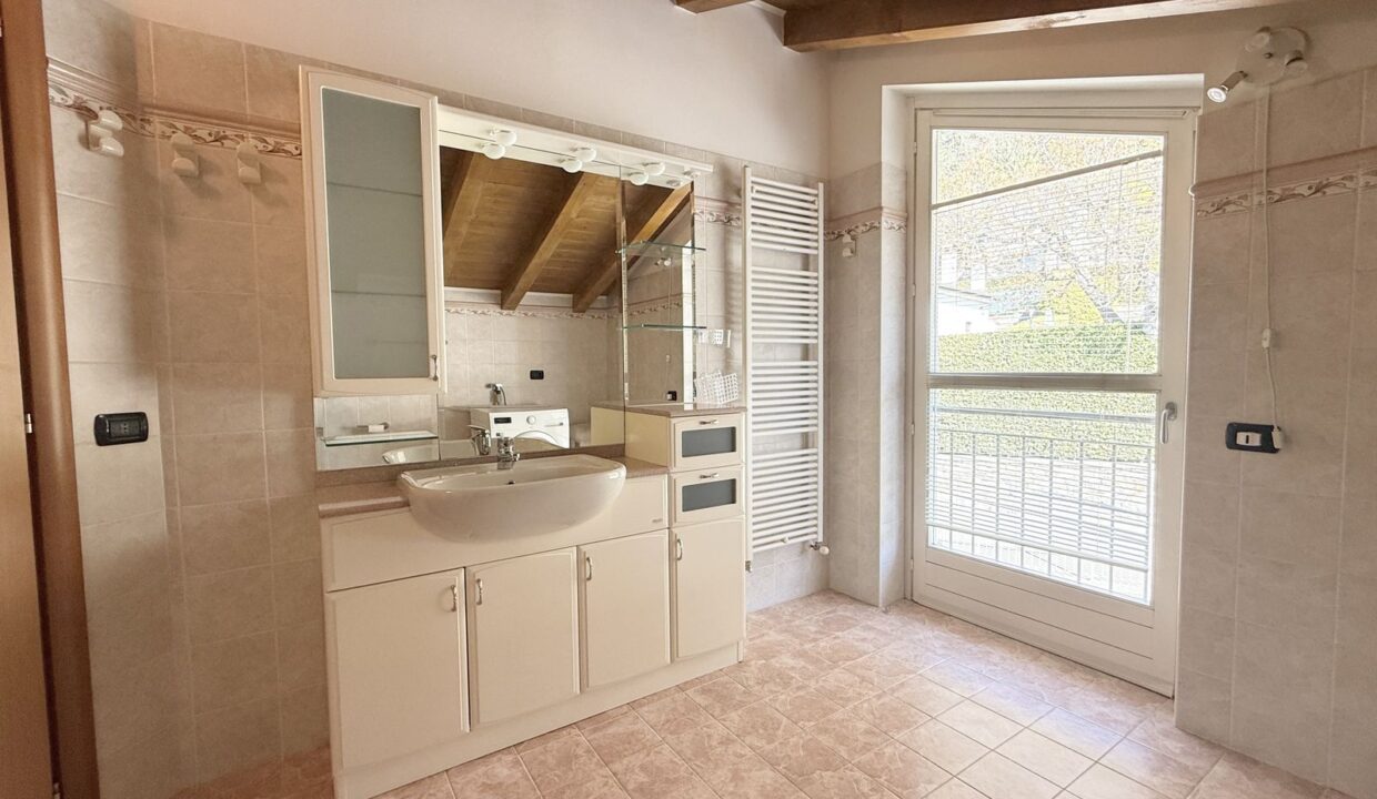Wohnung Comer See Domaso mit Terrasse