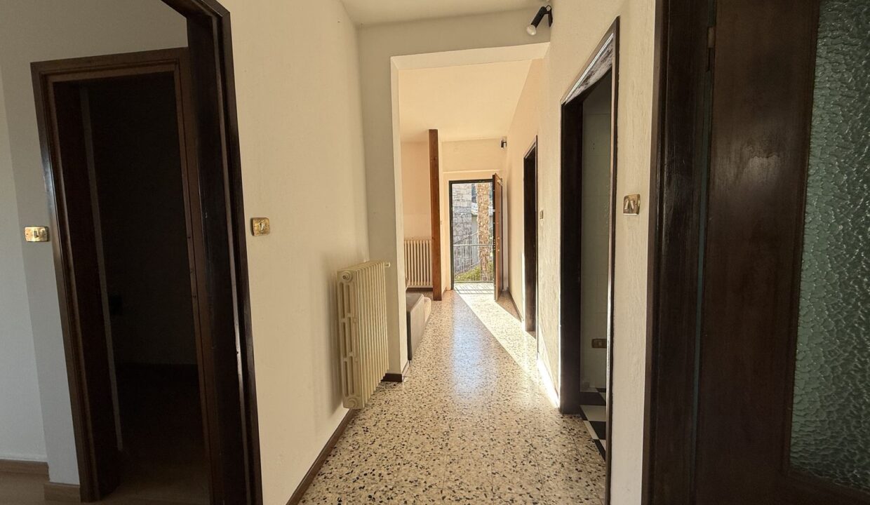 Comer See Haus Dongo mit Garage
