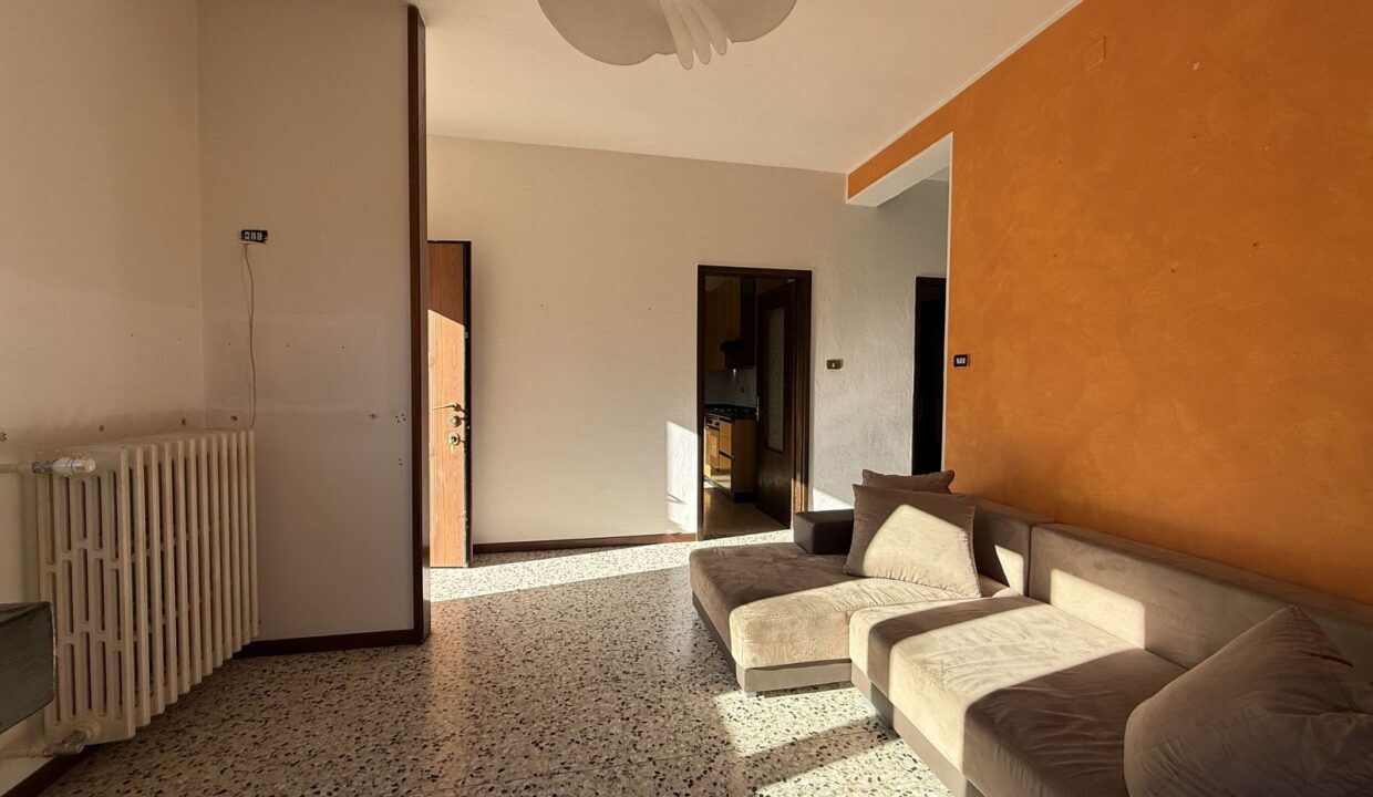 Comer See Haus Dongo mit Garage