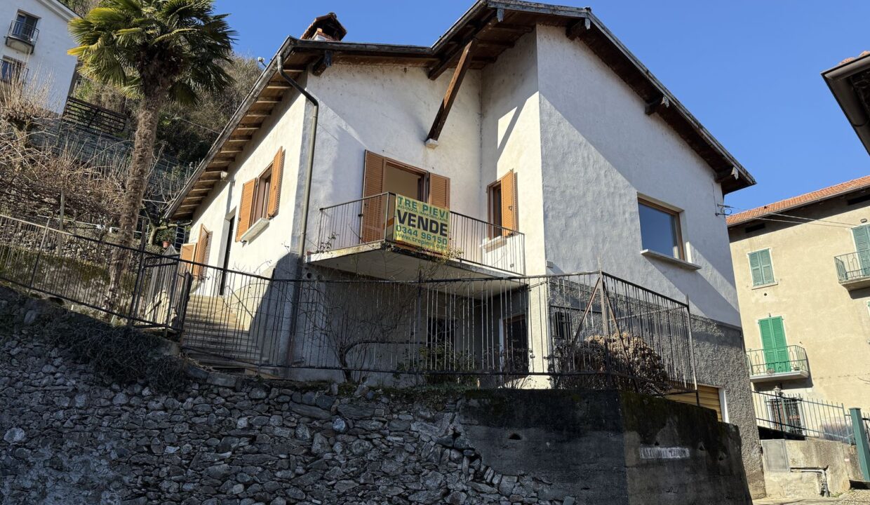 Comer See Haus Dongo mit Garage