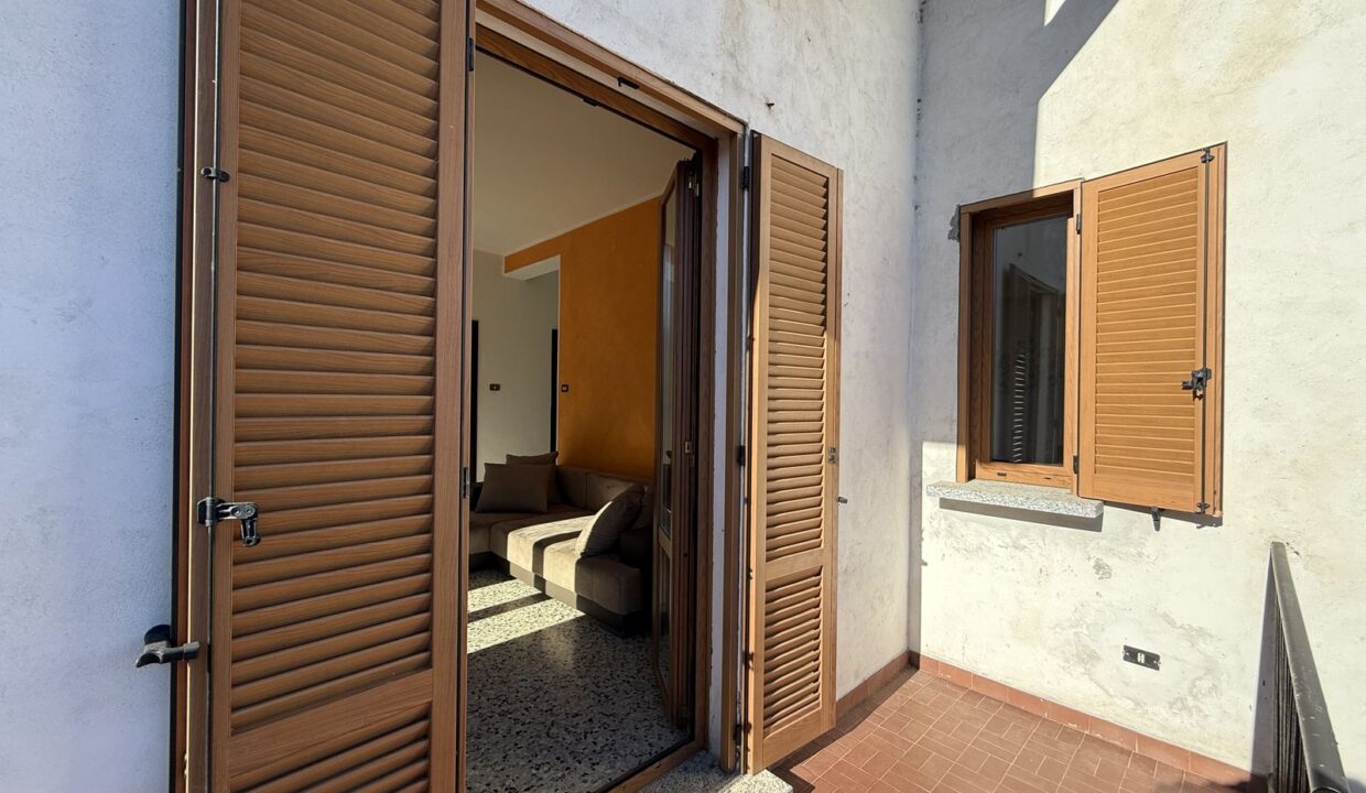 Comer See Haus Dongo mit Garage