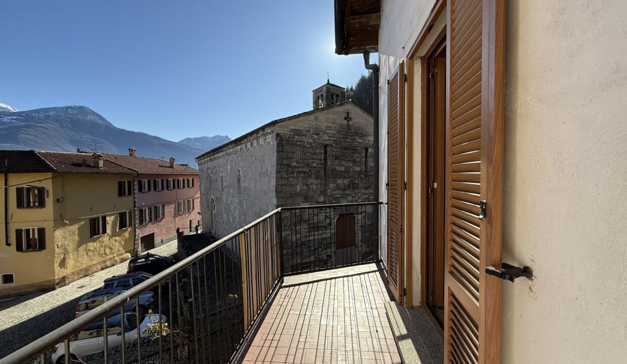 Comer See Haus Dongo mit Garage