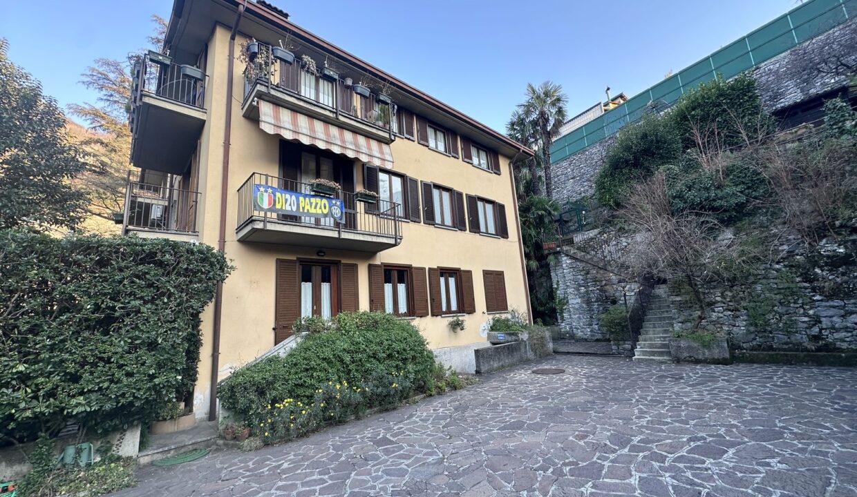 Comer See Wohnung Varenna mit Garten und Garage