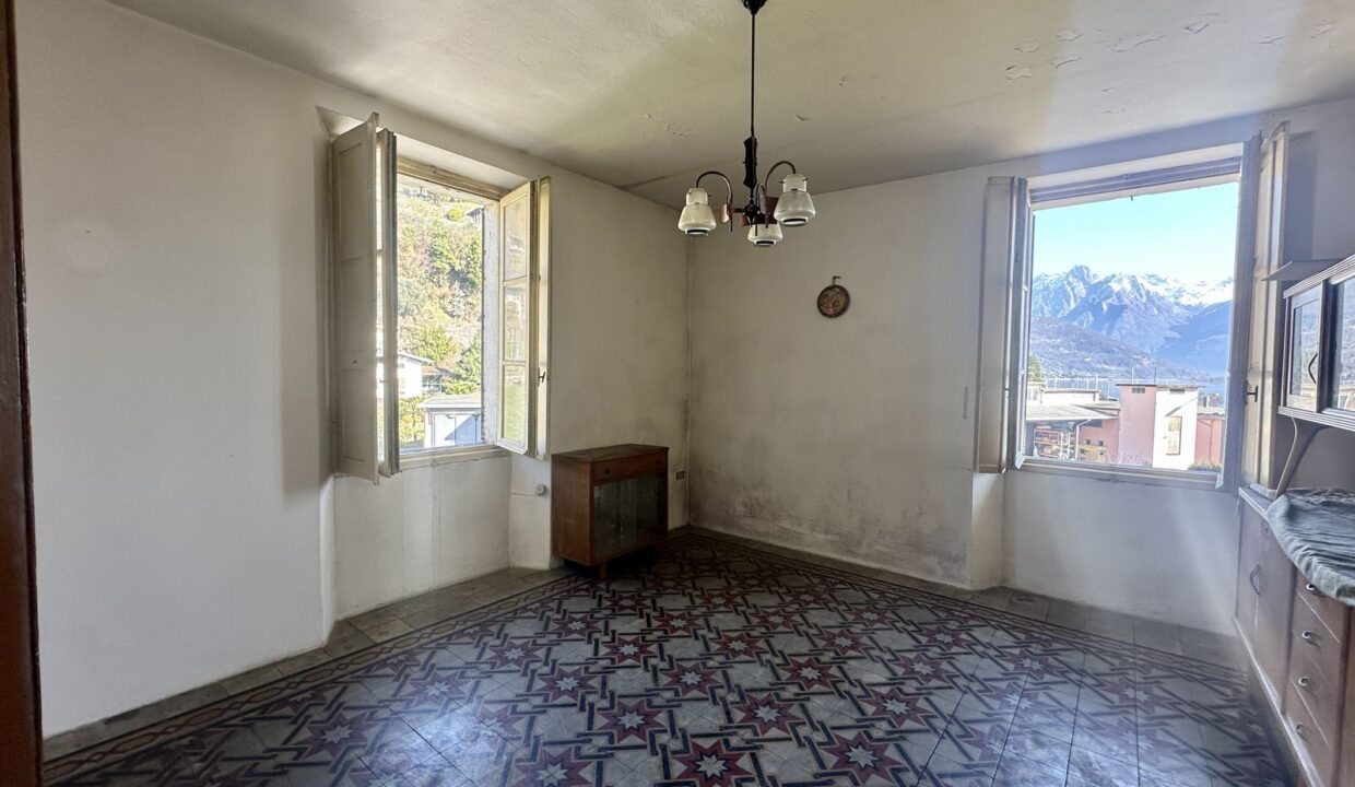 Comer See Domaso Haus mit Garten zum Renovieren