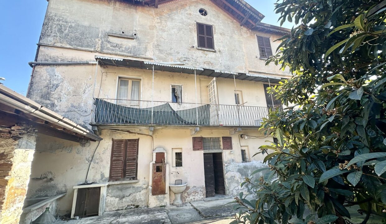 Comer See Domaso Haus mit Garten zum Renovieren