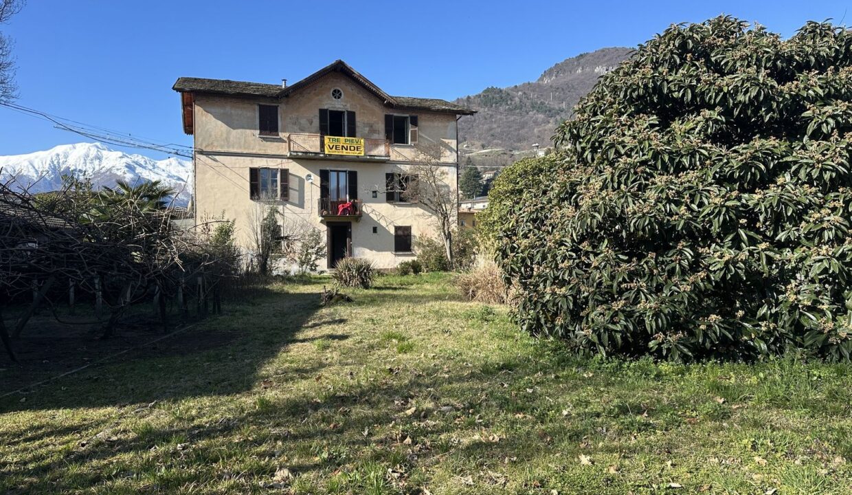 Comer See Domaso Haus mit Garten zum Renovieren