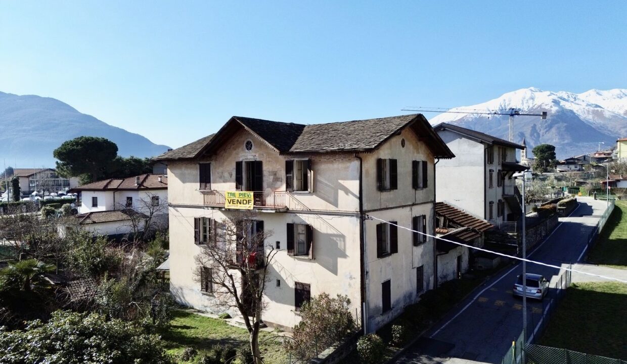 Comer See Domaso Haus mit Garten zum Renovieren