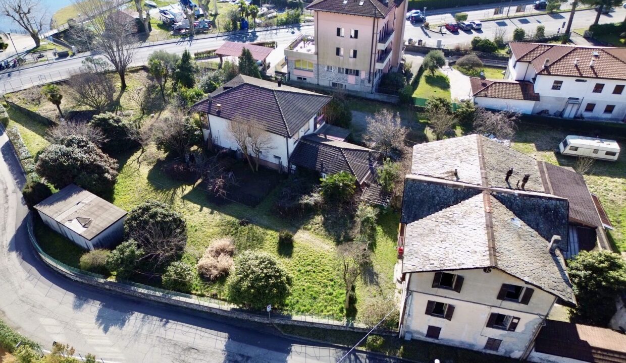 Comer See Domaso Haus mit Garten zum Renovieren