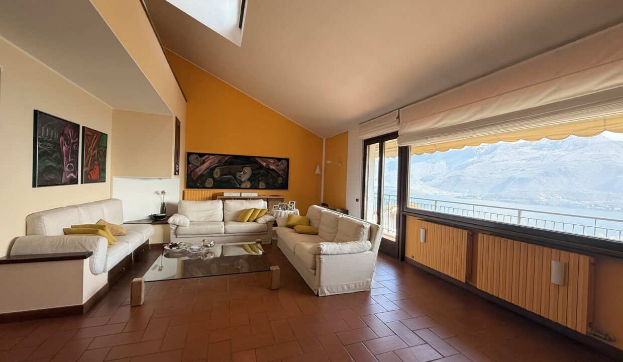 Comer See Haus mit Seeblick Gravedona ed Uniti