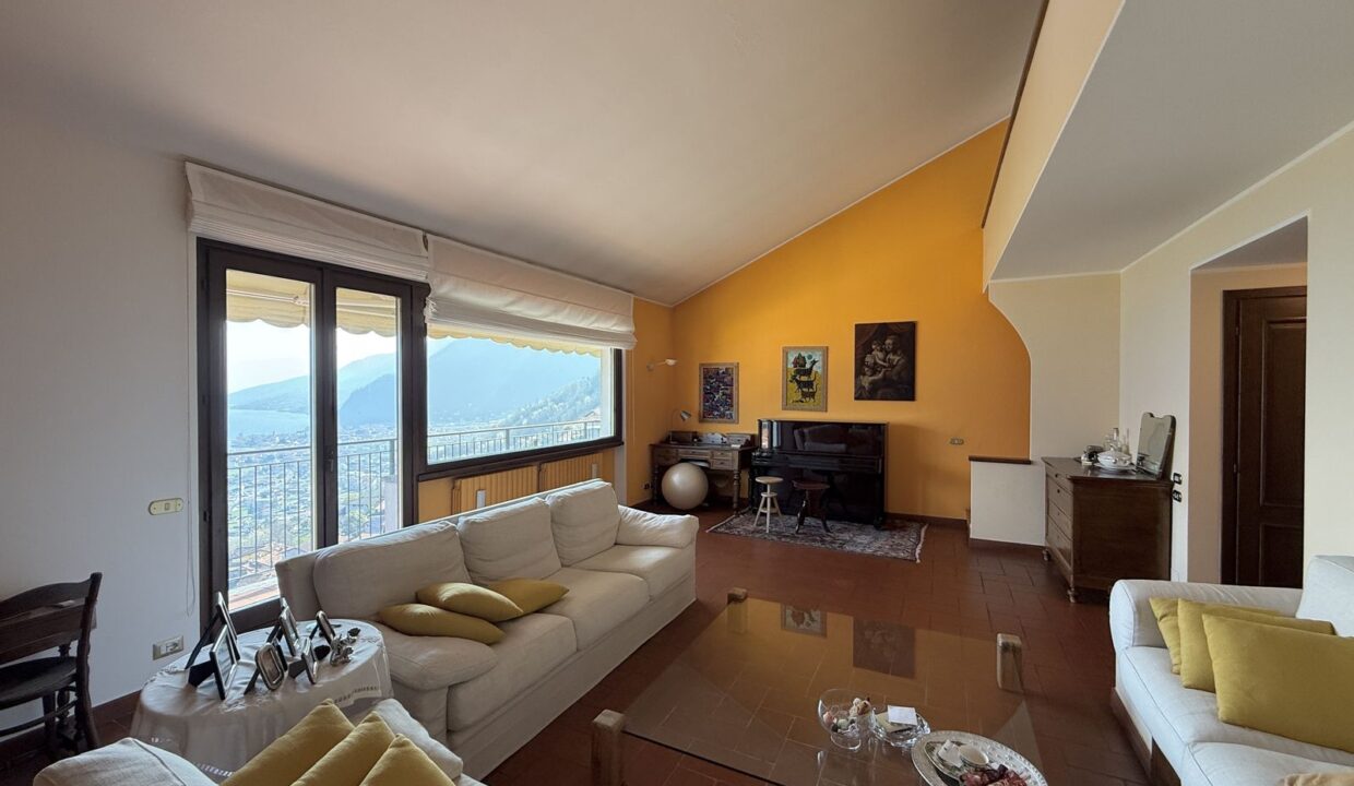 Comer See Haus mit Seeblick Gravedona ed Uniti