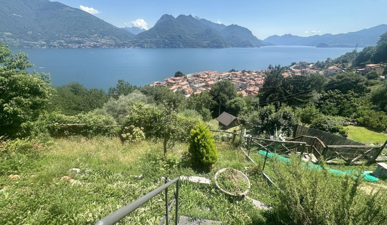 Comer See San Siro Wohnung mit Terrasse