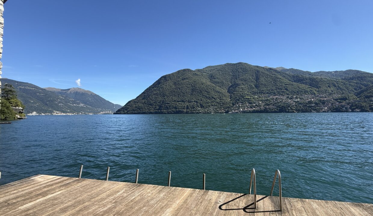 Brienno Porzione di Casa con scorcio Lago 9
