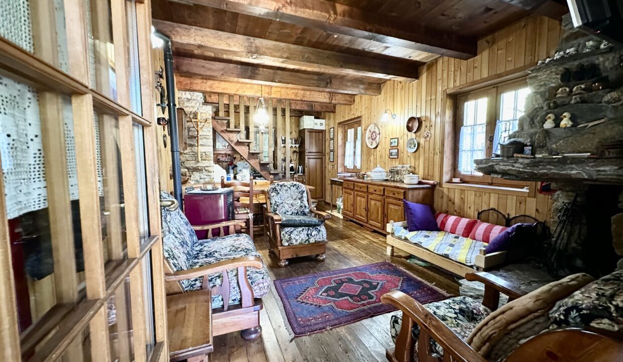 Comer See Gravedona ed Uniti Hausteil