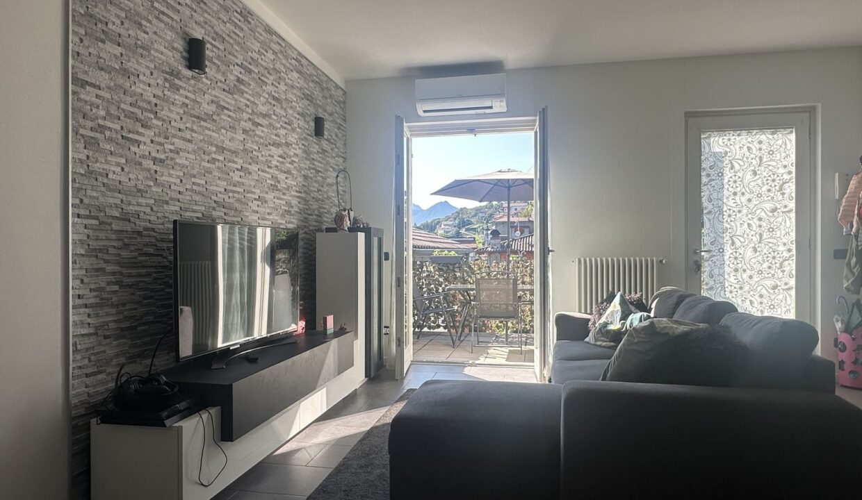 Comer See Reihenhaus in Residenz mit Schwimmbad