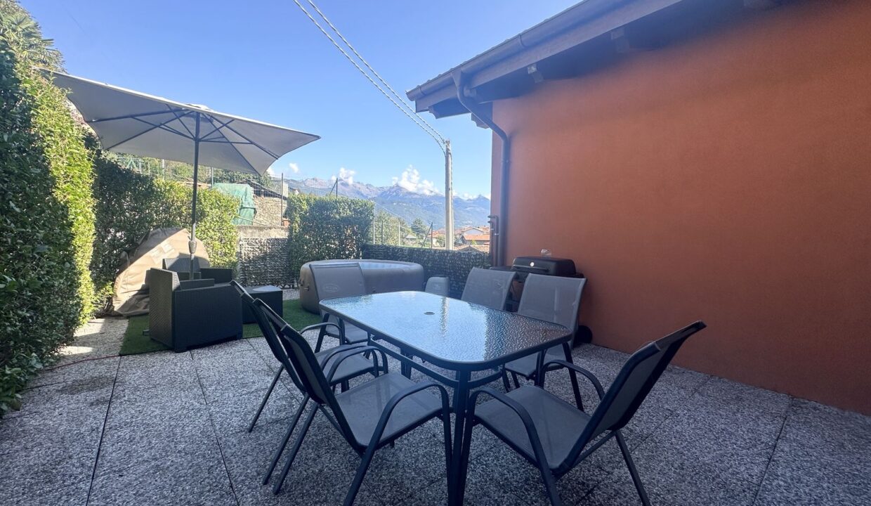 Comer See Reihenhaus in Residenz mit Schwimmbad