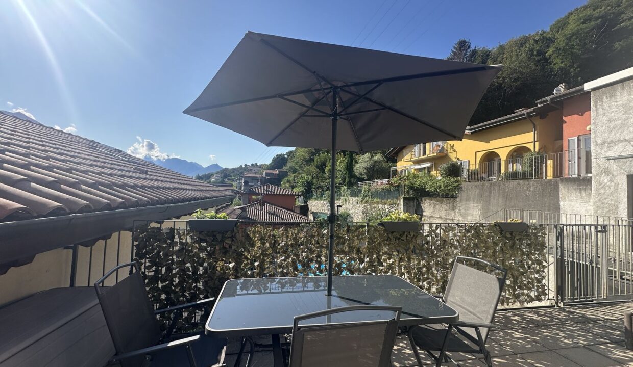 Comer See Reihenhaus in Residenz mit Schwimmbad