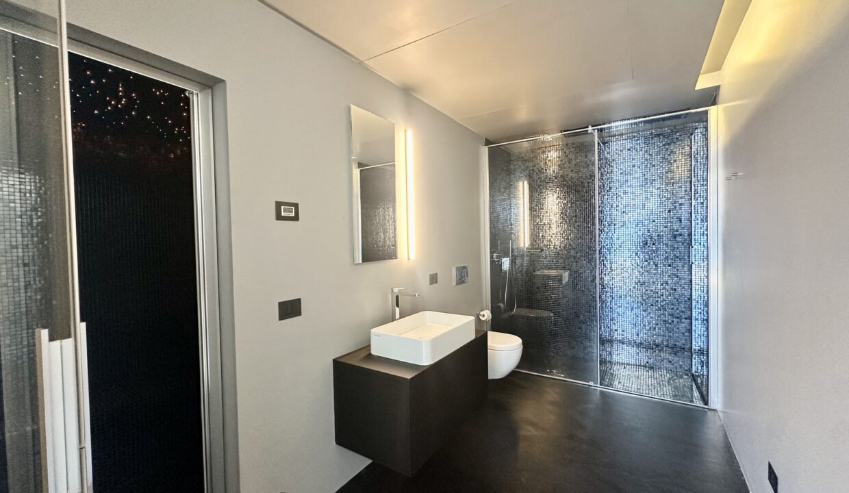 Comer See Moderne Wohnung in Cremia mit Terrassen