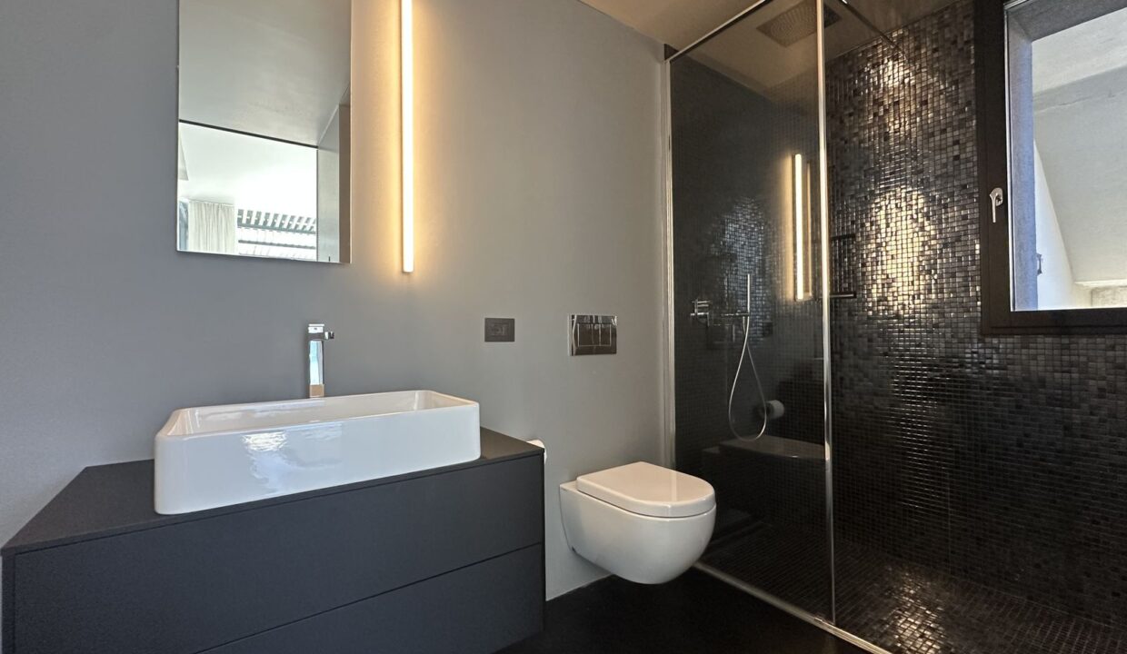 Comer See Moderne Wohnung in Cremia mit Terrassen