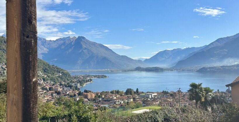 Steinhaus mit Seeblick Gravedona ed Uniti