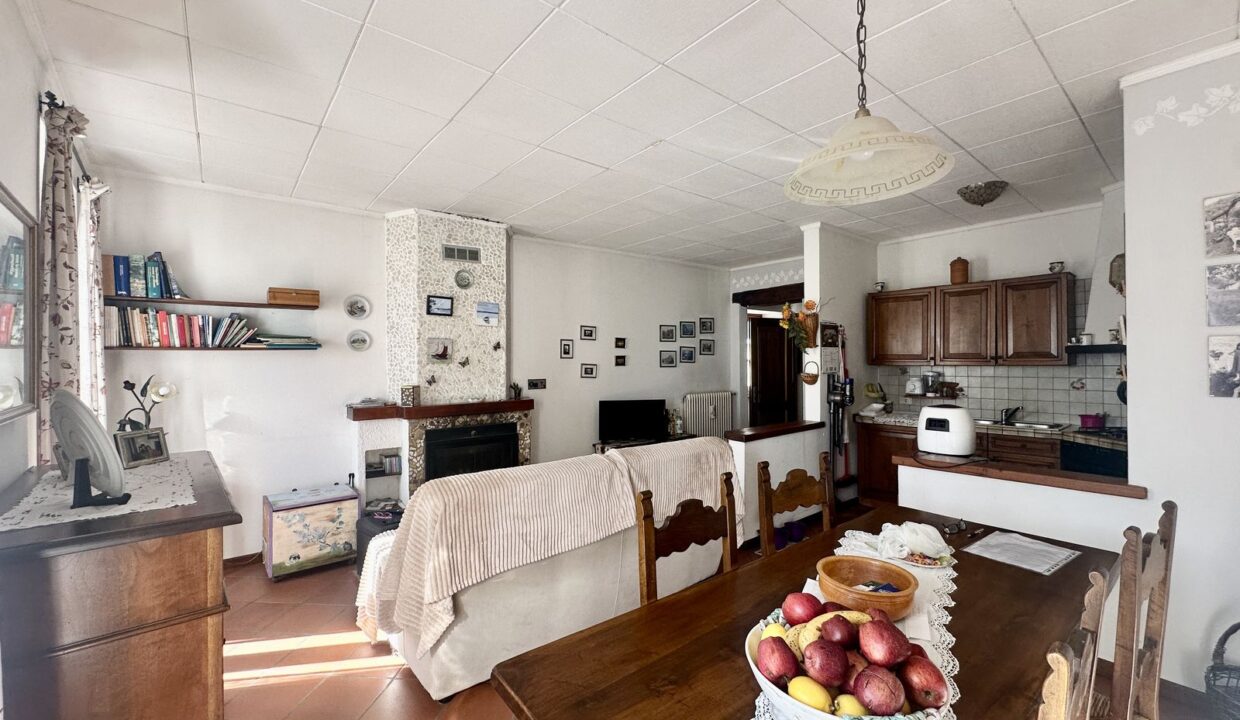 Steinhaus mit Seeblick Gravedona ed Uniti