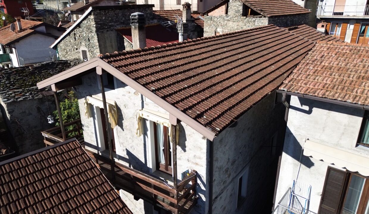 Steinhaus mit Seeblick Gravedona ed Uniti