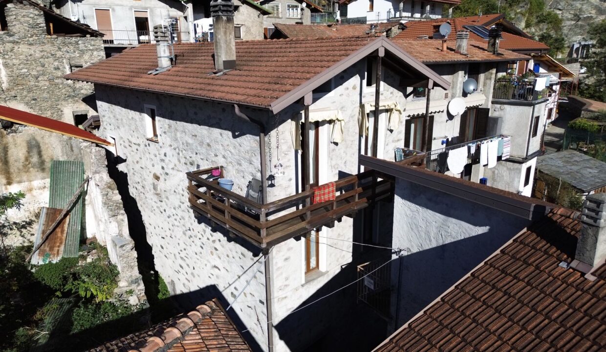 Steinhaus mit Seeblick Gravedona ed Uniti