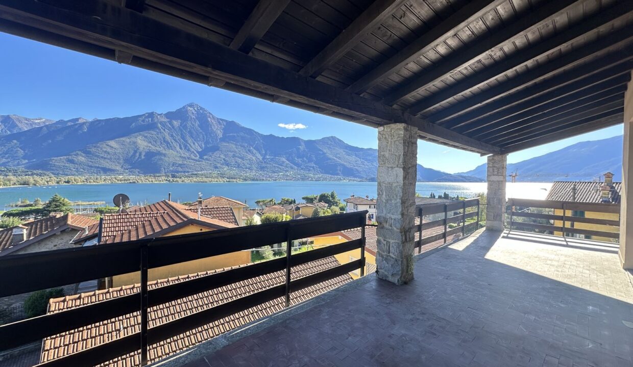 Comer See Villa mit Garten und Seeblick - Gera Lario