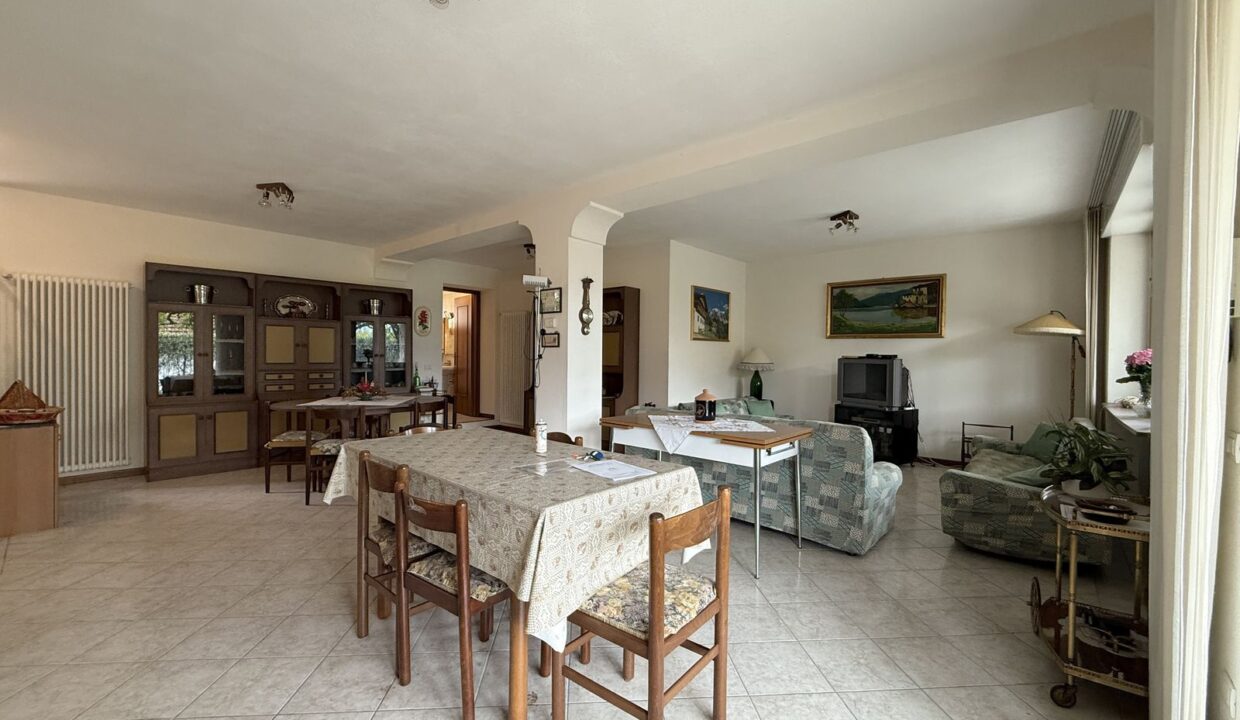 Comer See Villa mit Garten und Seeblick - Gera Lario