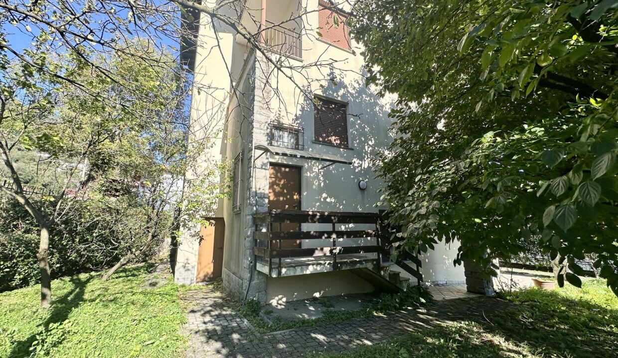 Comer See Villa mit Garten und Seeblick - Gera Lario