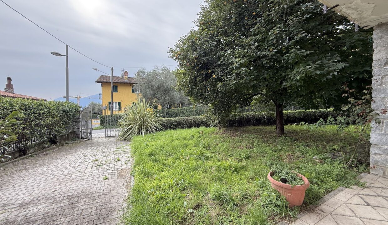 Comer See Villa mit Garten und Seeblick - Gera Lario