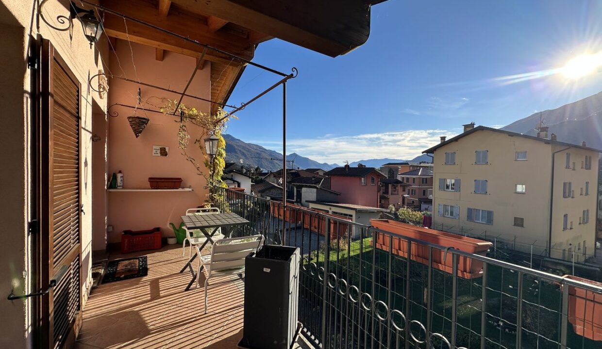 Comer See Haus mit Garden Gravedona ed Uniti