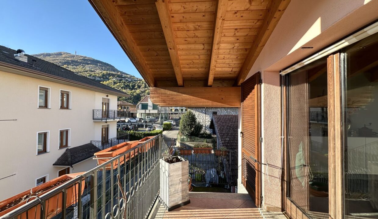 Comer See Haus mit Garden Gravedona ed Uniti